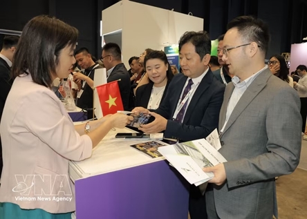 Viet Nam promotes investment opportunities at 11th Belt & Road Summit in Hong Kong
